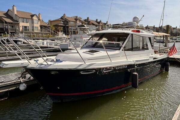 2016 Cutwater 28' (8.53 m) 28 LE