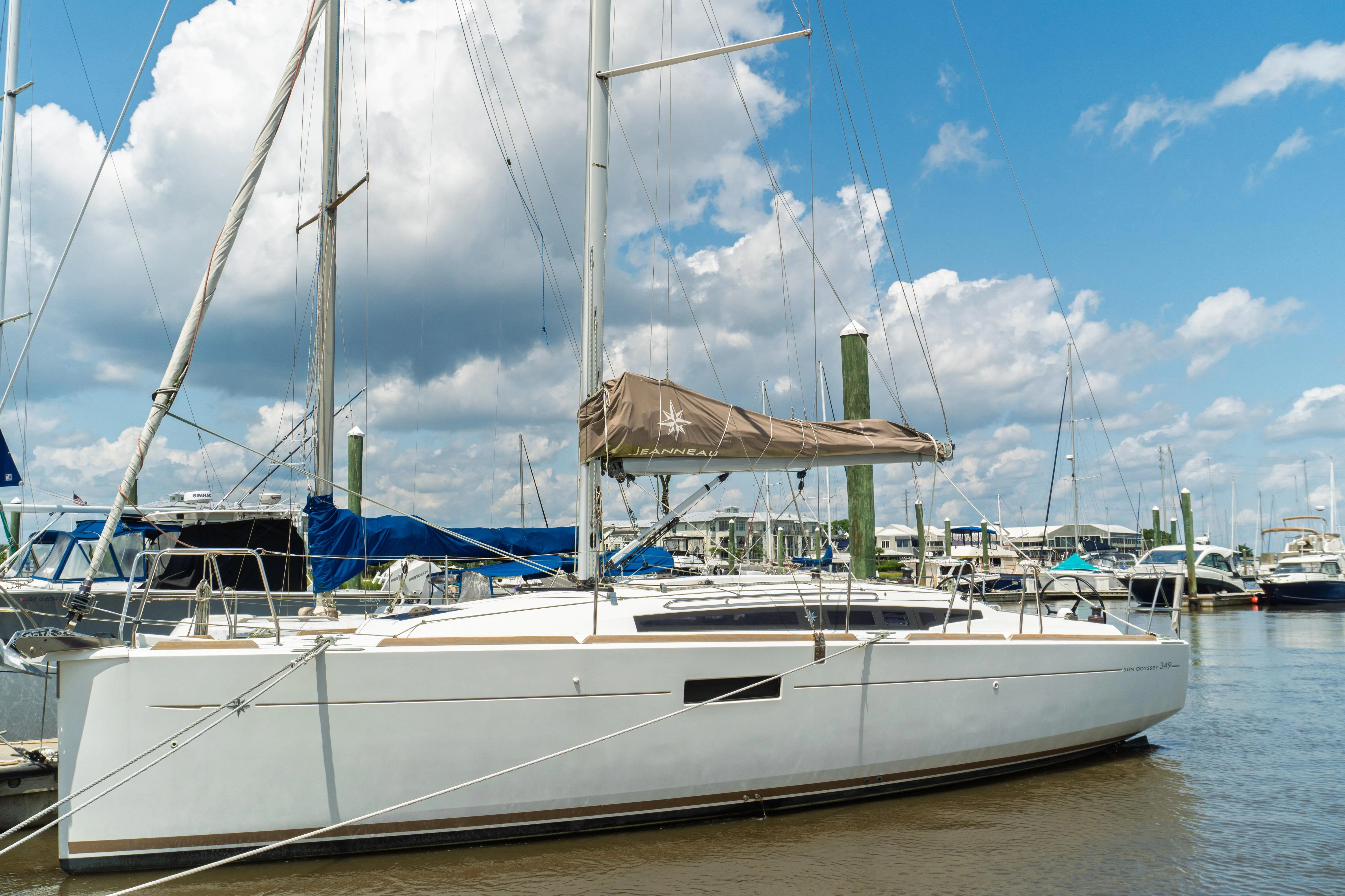 2018 Jeanneau Sun Odyssey 349